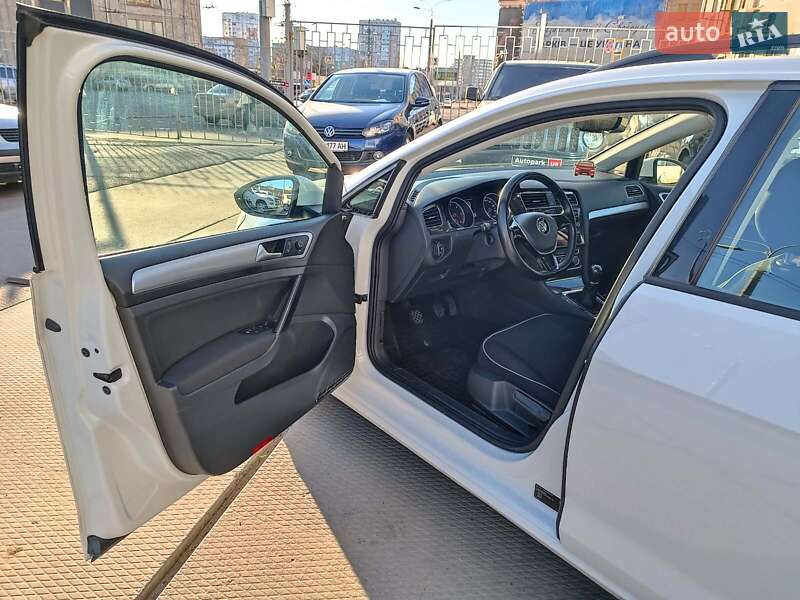 Універсал Volkswagen Golf 2018 в Харкові фото 17 Універсал Volkswagen Golf 2018 в Харкові