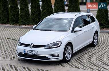 Універсал Volkswagen Golf 2017 в 