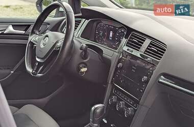 Універсал Volkswagen Golf 2017 в 