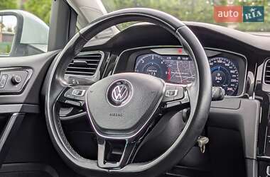 Універсал Volkswagen Golf 2017 в 