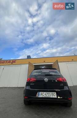 Хэтчбек Volkswagen Golf 2013 в 