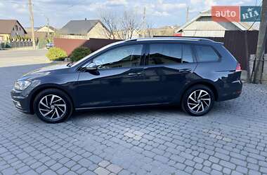 Універсал Volkswagen Golf 2019 в 