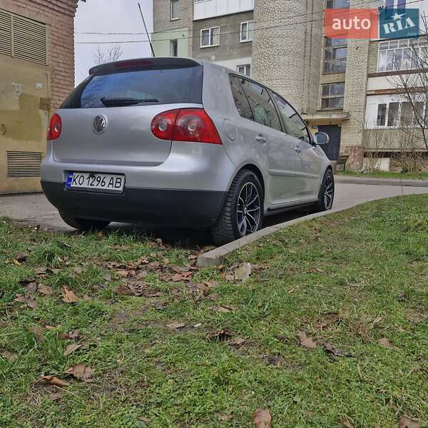 Хэтчбек Volkswagen Golf 2007 в Ивано-Франковске
