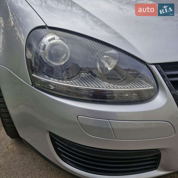 Хэтчбек Volkswagen Golf 2007 в Ивано-Франковске