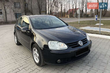 Хэтчбек Volkswagen Golf 2006 в 