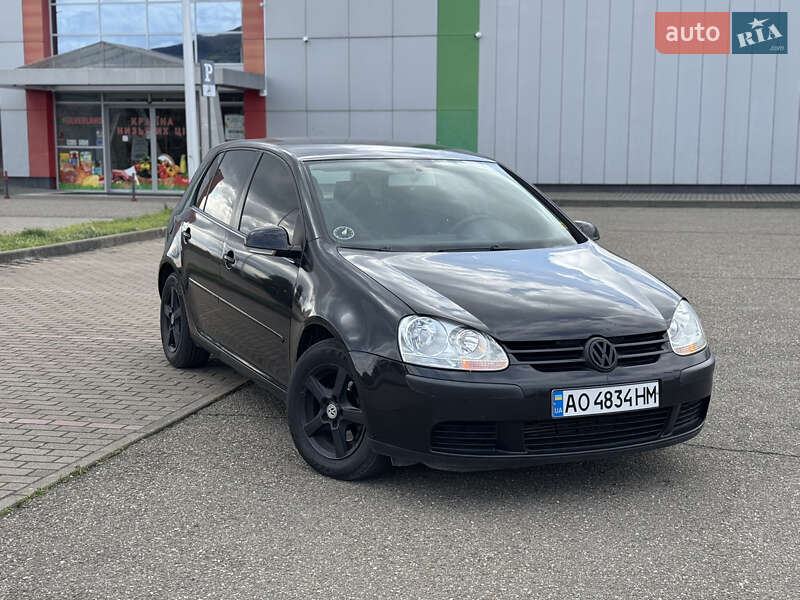 Volkswagen Golf 2004