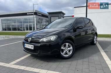 Хэтчбек Volkswagen Golf 2010 в Мукачево