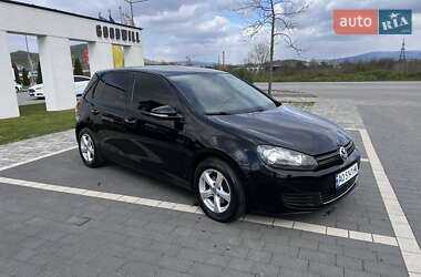 Хэтчбек Volkswagen Golf 2010 в Мукачево