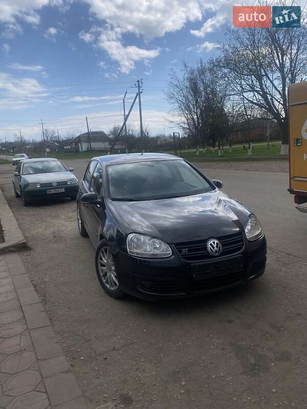 Хетчбек Volkswagen Golf 2007 в 