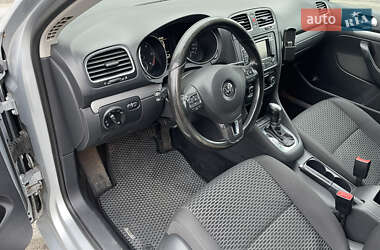 Універсал Volkswagen Golf 2012 в 