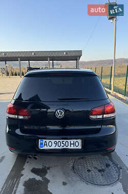 Хэтчбек Volkswagen Golf 2009 в 