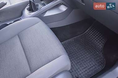 Хэтчбек Volkswagen Golf 2006 в 