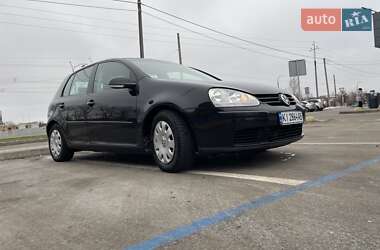 Хетчбек Volkswagen Golf 2006 в 