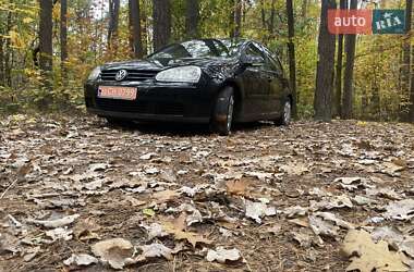 Хетчбек Volkswagen Golf 2006 в 