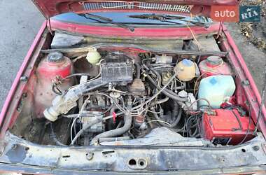 Хэтчбек Volkswagen Golf 1992 в 