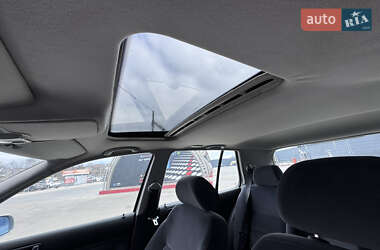 Хэтчбек Volkswagen Golf 2000 в 