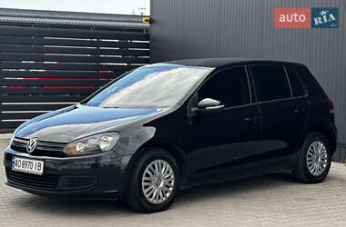 Хэтчбек Volkswagen Golf 2010 в Мукачево