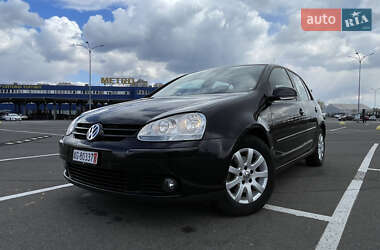 Хэтчбек Volkswagen Golf 2009 в 