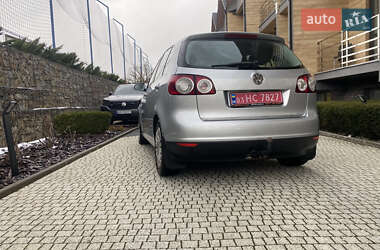 Хетчбек Volkswagen Golf 2007 в 
