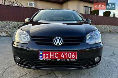 Хэтчбек Volkswagen Golf 2007 в 