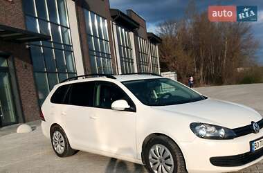 Универсал Volkswagen Golf 2010 в 