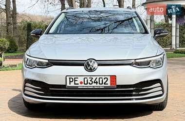 Универсал Volkswagen Golf 2022 в 