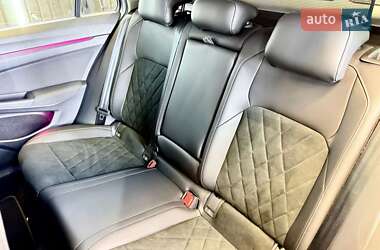 Универсал Volkswagen Golf 2022 в 