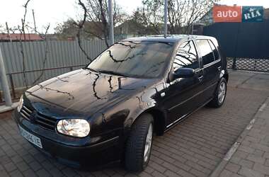 Хэтчбек Volkswagen Golf 2002 в Мукачево