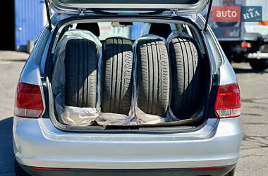 Универсал Volkswagen Golf 2009 в 