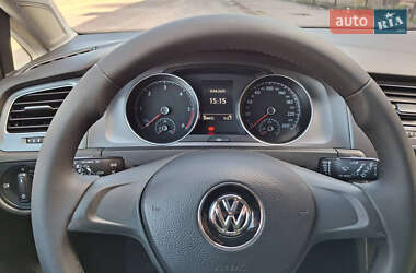 Универсал Volkswagen Golf 2015 в 