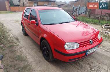 Хетчбек Volkswagen Golf 1998 в 