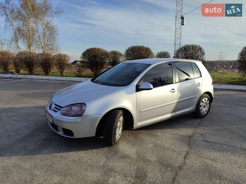 Хэтчбек Volkswagen Golf 2004 в Киеве фото 4 Хэтчбек Volkswagen Golf 2004 в Киеве
