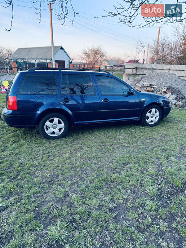 Універсал Volkswagen Golf 1999 в Полтаві