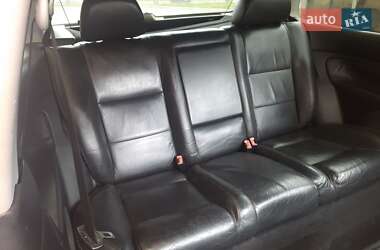 Хэтчбек Volkswagen Golf 2001 в 