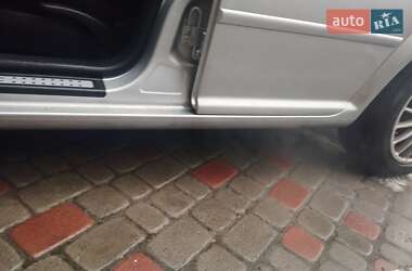 Хэтчбек Volkswagen Golf 2003 в 