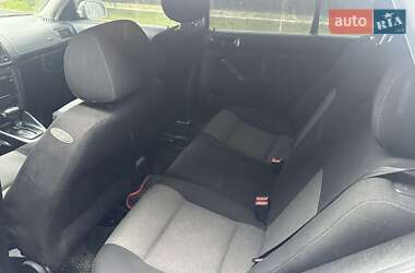 Хэтчбек Volkswagen Golf 2003 в 
