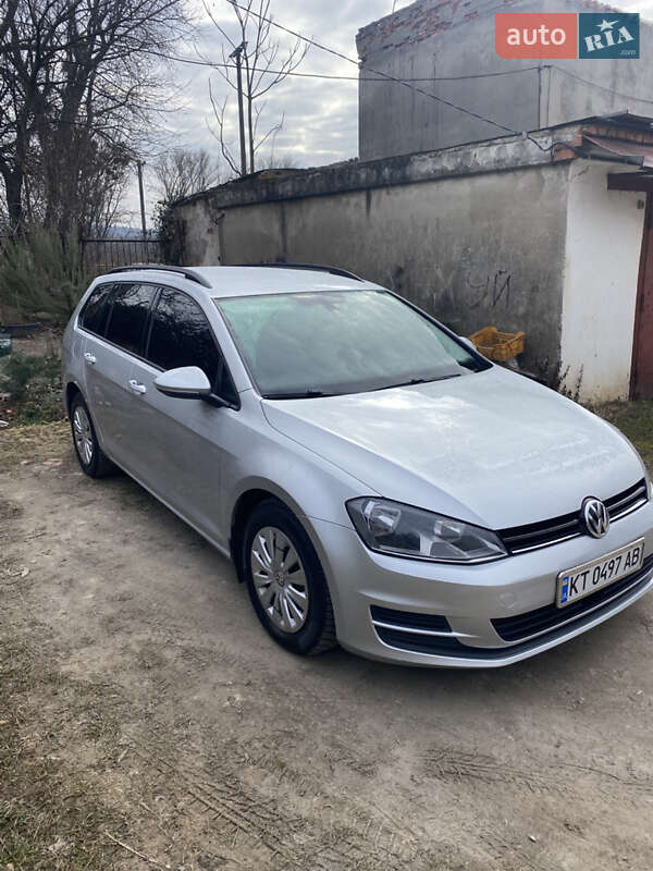 Универсал Volkswagen Golf 2013 в Ивано-Франковске