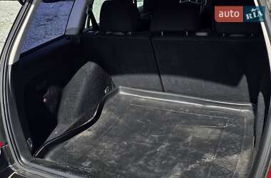 Универсал Volkswagen Golf 2004 в 