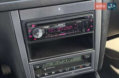 Универсал Volkswagen Golf 2004 в 