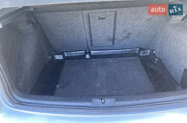 Хэтчбек Volkswagen Golf 2008 в 