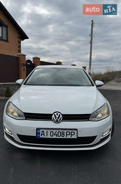 Хэтчбек Volkswagen Golf 2013 в 