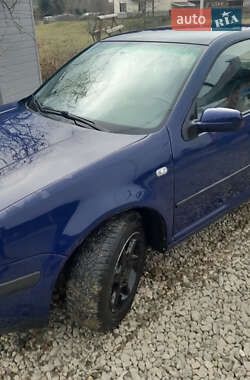 Хетчбек Volkswagen Golf 1999 в Косові