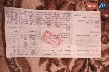 Хэтчбек Volkswagen Golf 2001 в 