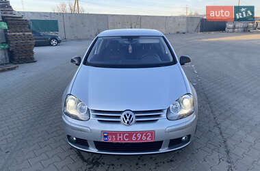 Хэтчбек Volkswagen Golf 2007 в 