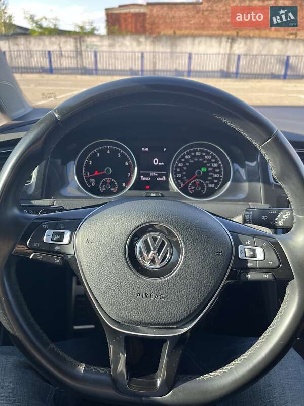 Универсал Volkswagen Golf 2019 в Тернополе