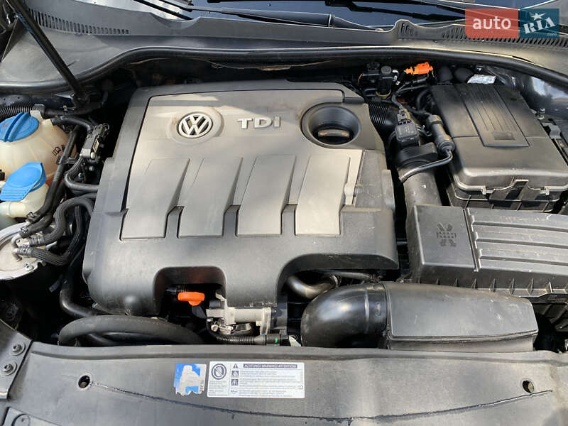 Универсал Volkswagen Golf 2010 в 