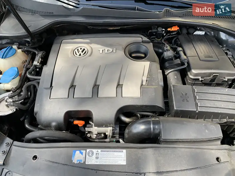 Универсал Volkswagen Golf 2010 в 