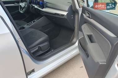 Универсал Volkswagen Golf 2022 в 