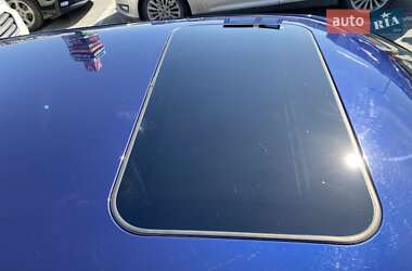 Хэтчбек Volkswagen Golf 2001 в 