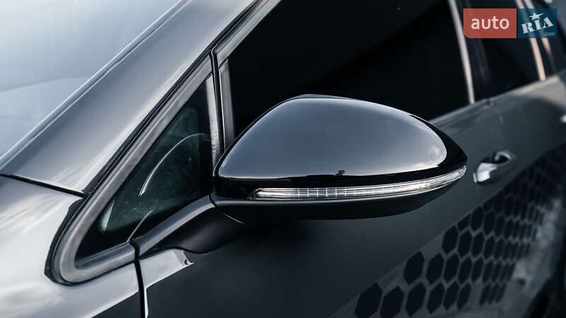 Универсал Volkswagen Golf 2013 в Киеве
